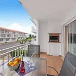 Costa 62 Apartment